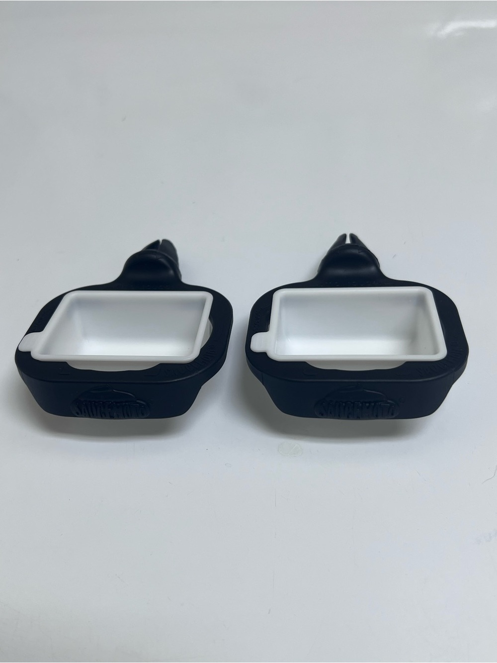 Saucemoto Dip Clip (An in-car sauce holder for ketchup/dipping sauces) 2 pack - Picture 14 of 14